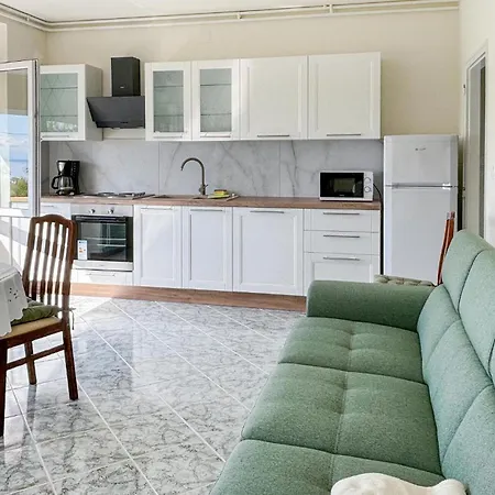 Apartman 1 Bedroom Amazing In Ičići