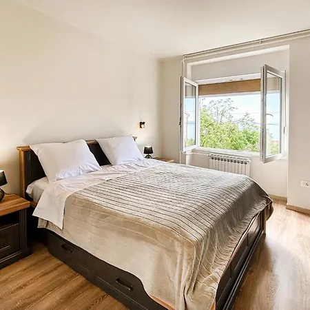 1 Bedroom Amazing In *