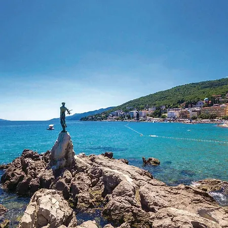 Stunning In With Wifi * Ičići