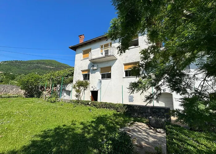 1 Bedroom Awesome In * Ičići