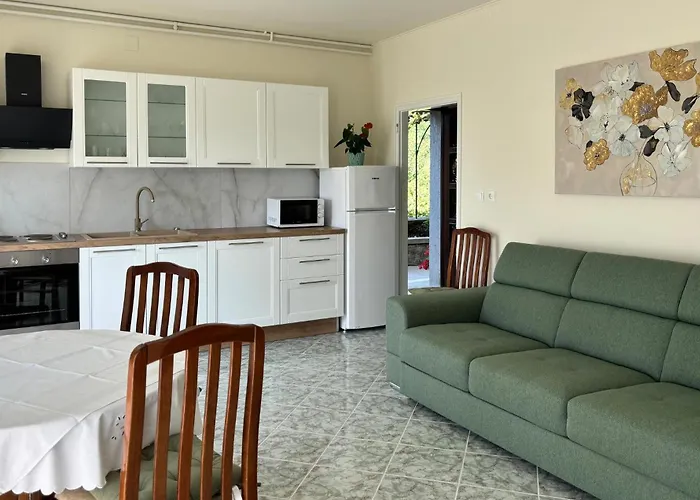 Apartman 1 Bedroom Awesome In Ičići