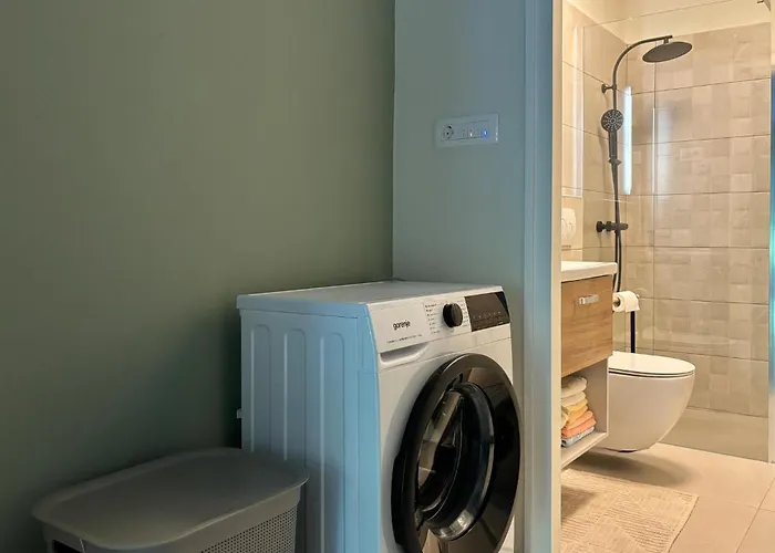 1 Bedroom Awesome In